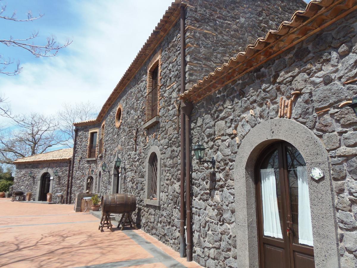 Le Cisterne Dell'Etna Otel Calcerana-Marina Dış mekan fotoğraf