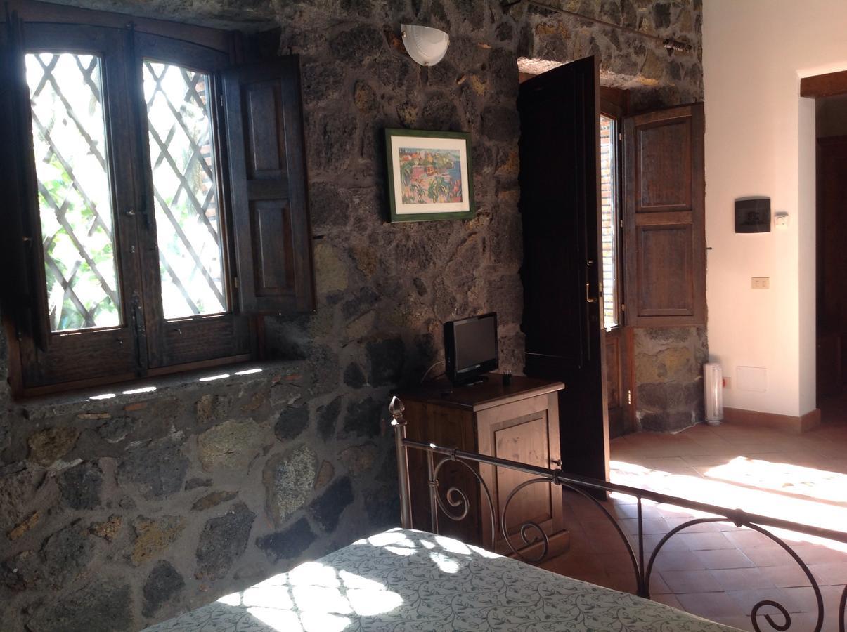 Le Cisterne Dell'Etna Otel Calcerana-Marina Dış mekan fotoğraf