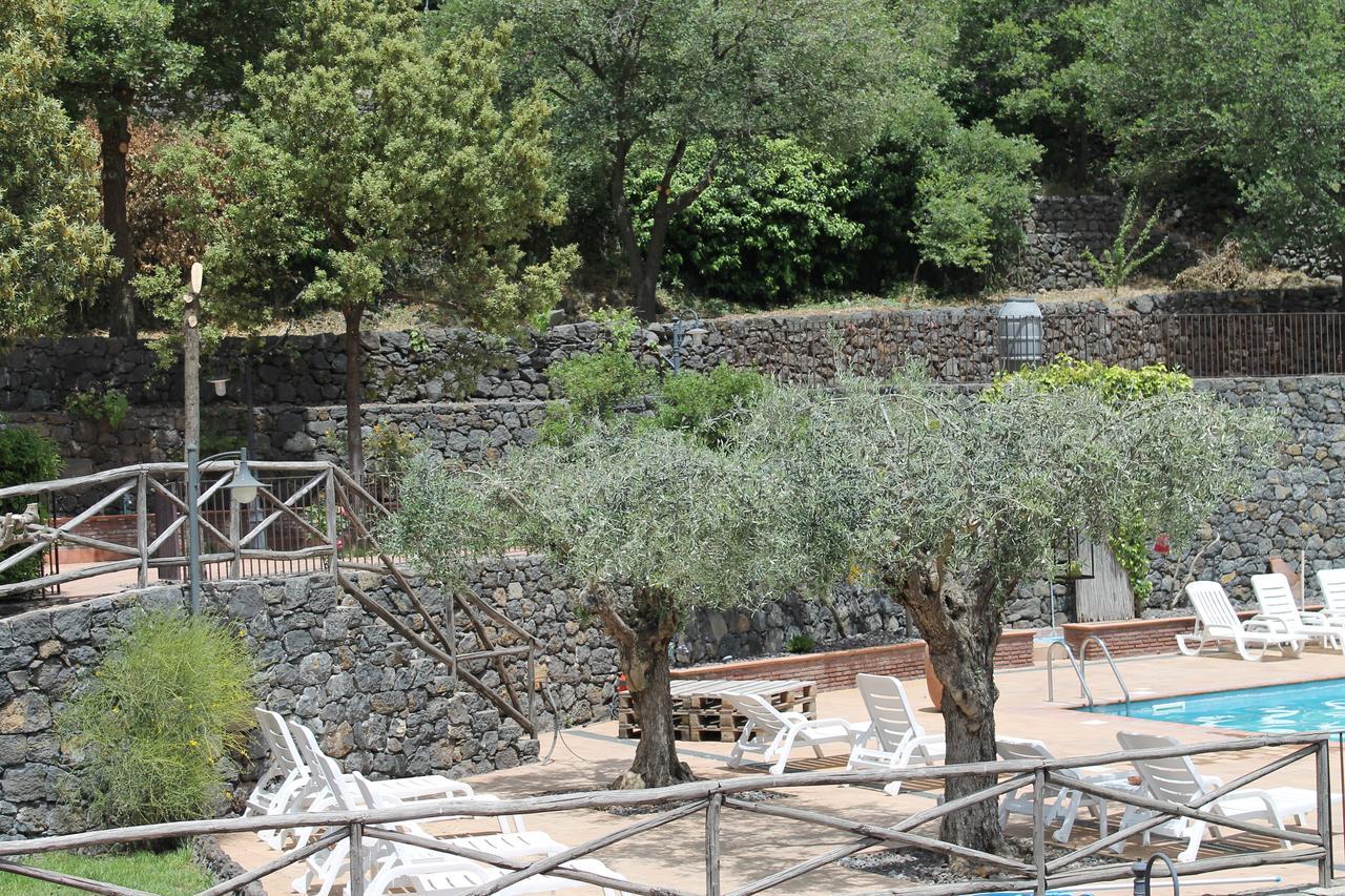 Le Cisterne Dell'Etna Otel Calcerana-Marina Dış mekan fotoğraf