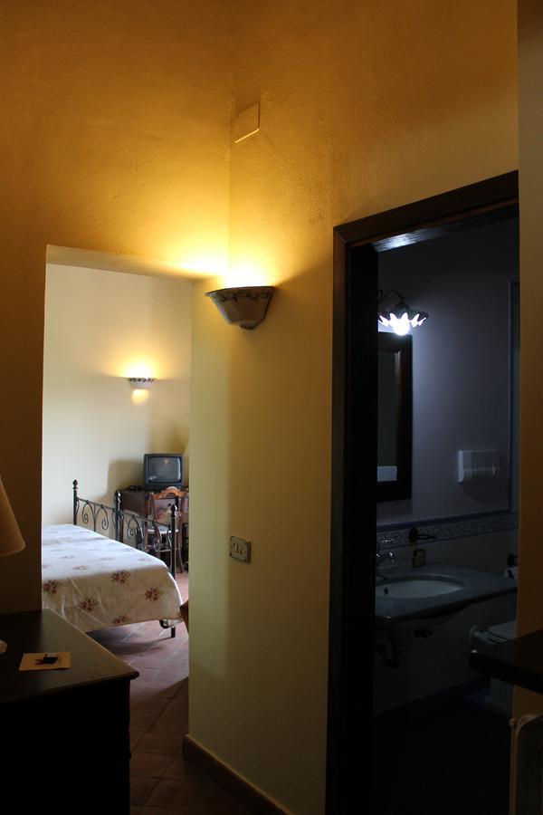 Le Cisterne Dell'Etna Otel Calcerana-Marina Dış mekan fotoğraf